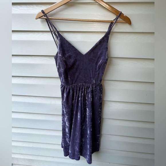 NWOT - Wild Fable Lavender Suede Velvet Flowy Mini Dress - Picture 3 of 6